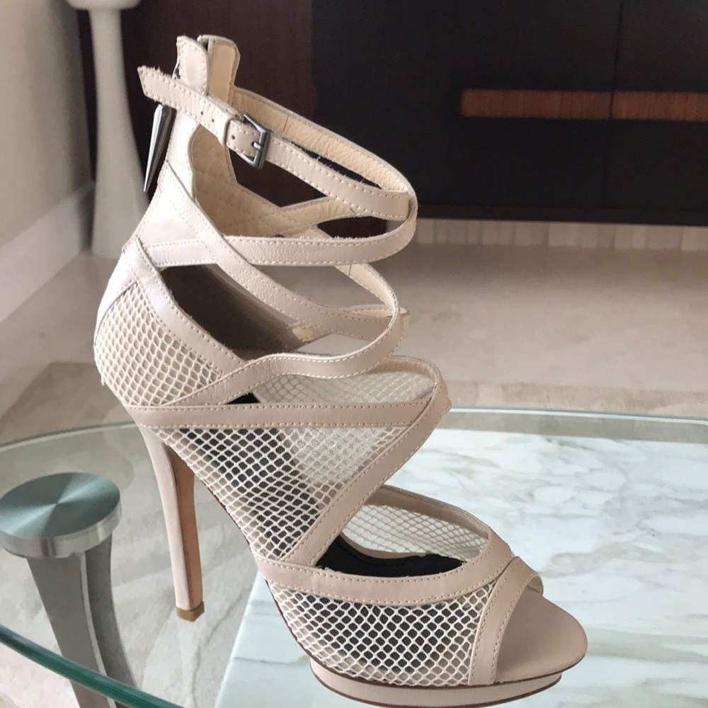 Shoes - Picture 5 of 5
